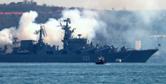 Unian: რუსეთი თავს დაესხა იმ რაკეტების მწარმოებელ ქარხანას, რითაც გემი "მოსკვა" ჩაძირეს